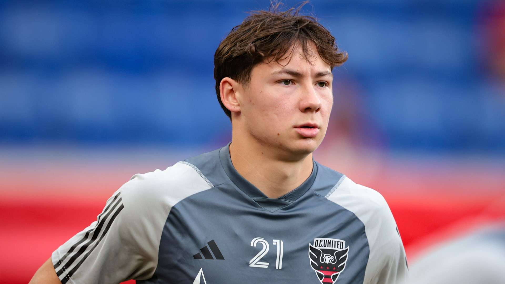 因此他开始 因此他开始