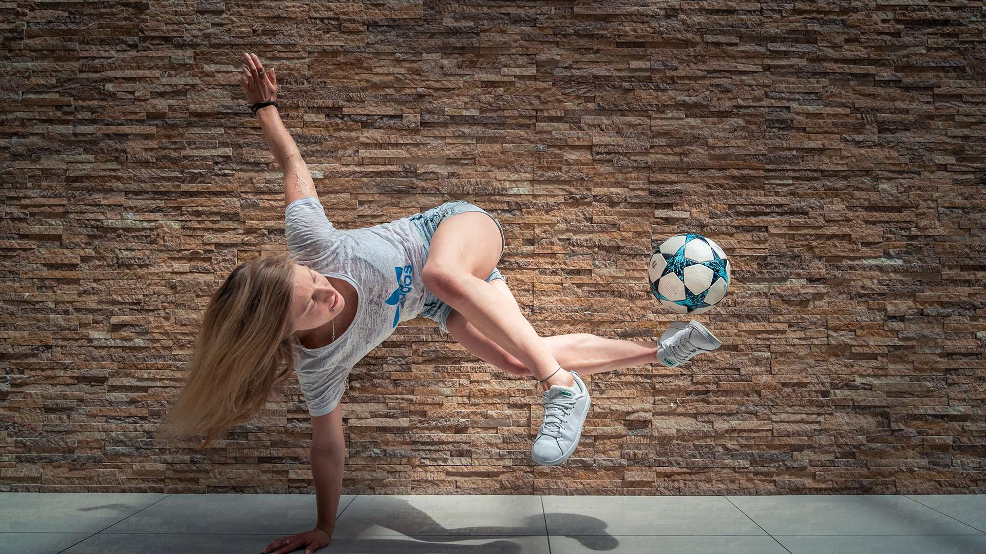 是困境中的 是困境中的